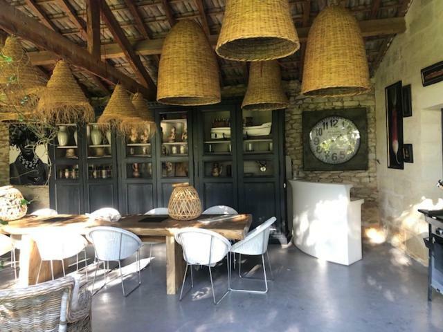 Mas D Orient Uzes Exterior photo
